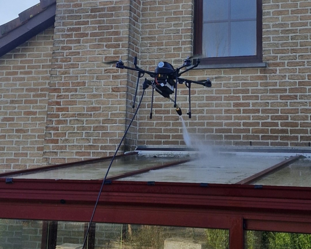 Véranda avec drone 5quart Nettoyage de véranda avec drone R-Wash